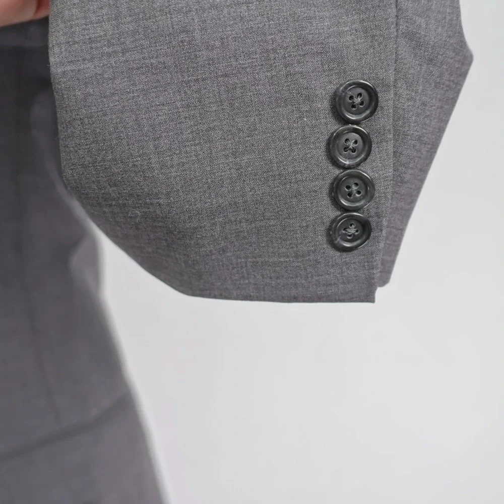 Jos‎ A Bank Wool Gray Blazer 2 Button 42R Tagged 43R